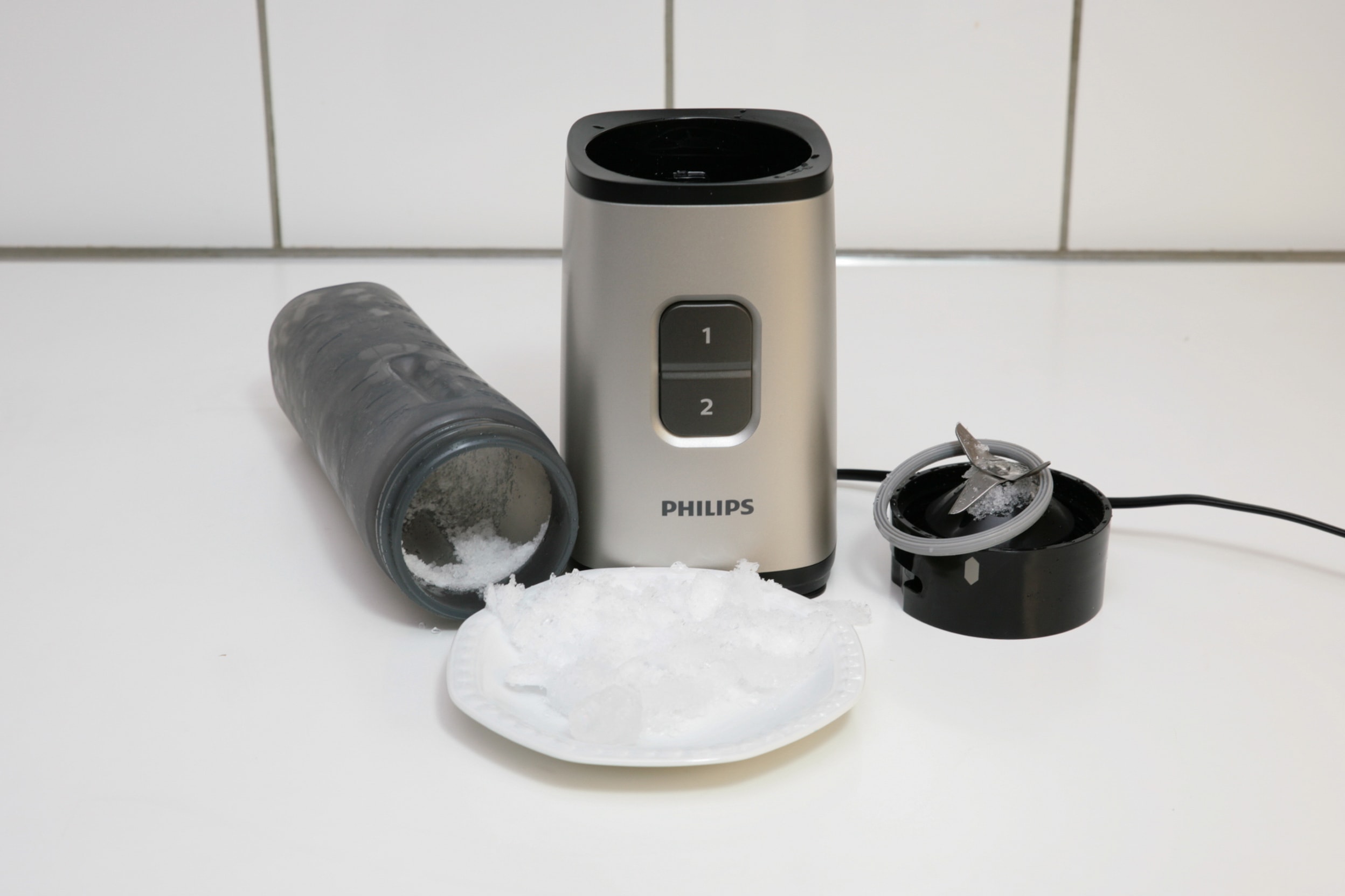 Philips Mixer macht Crushed Ice