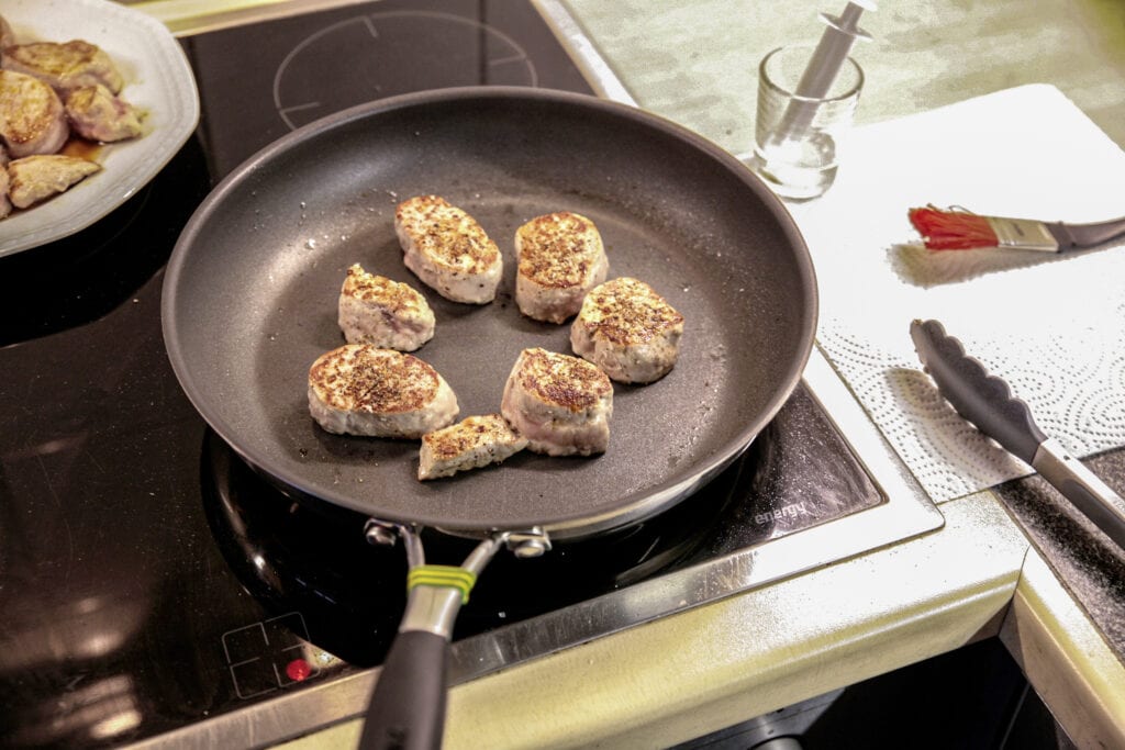 Fleisch in Pfanne