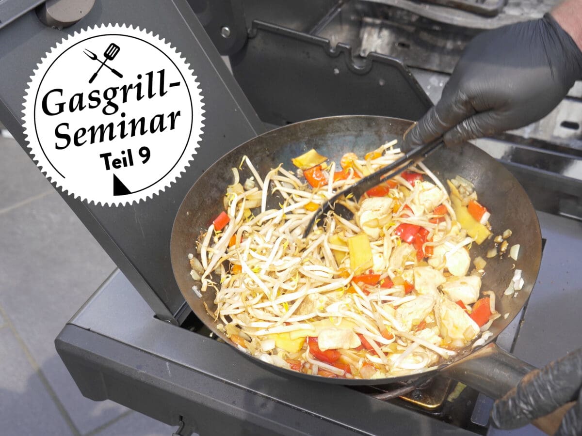 Wok auf dem Seitenbrenner