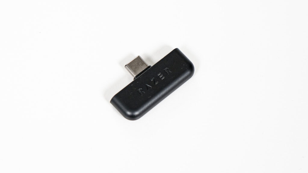 USB-C Adapter des Razer Barracuda X