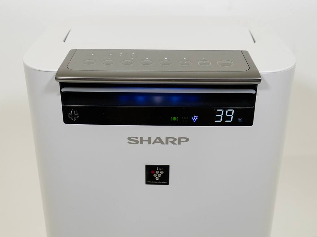 Sharp Reiniger mit Display