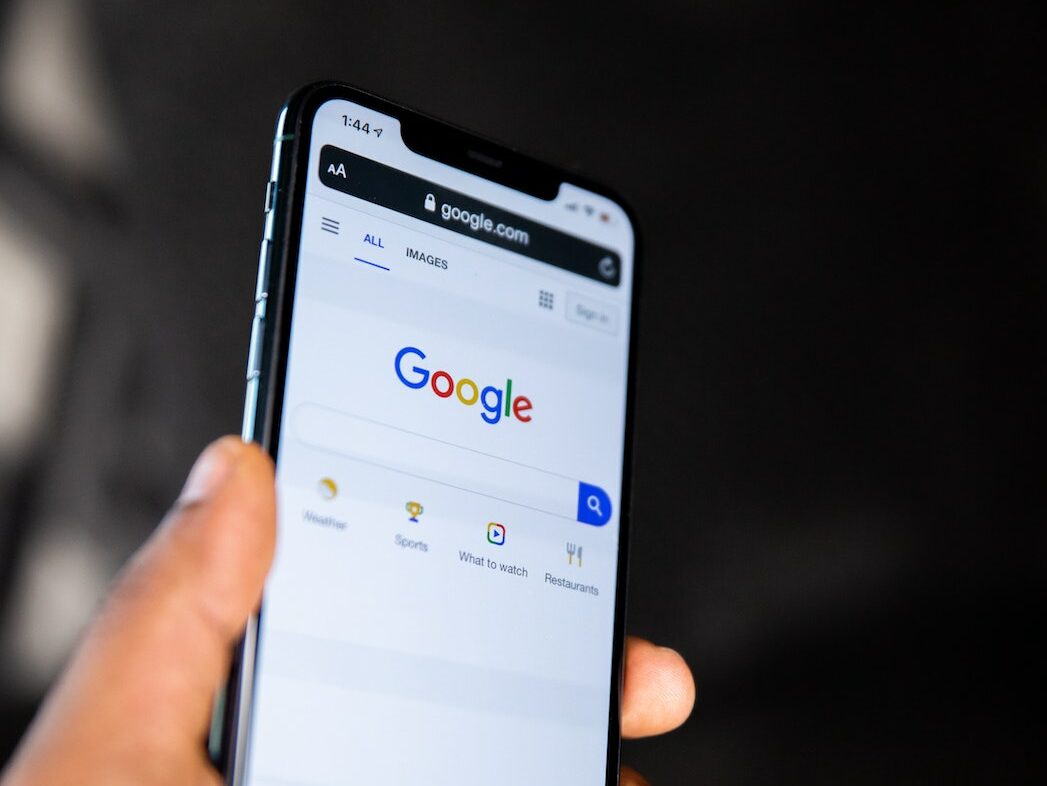 Die Google Suchmaschine auf einem Smartphone