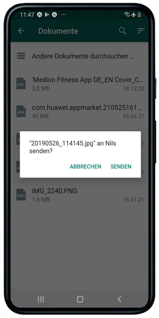 Das Bild zeigt die Whatsapp Funktion "Dokumente verschicken"