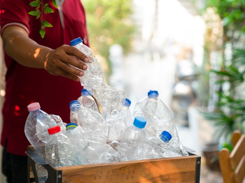 Plastikflaschen, die 2022 Pfand kosten