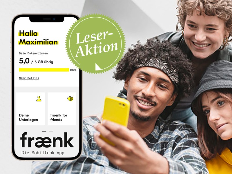Junge Leute mit Smartphone. Leser-Aktion für den Smartphone-Tarif freank.