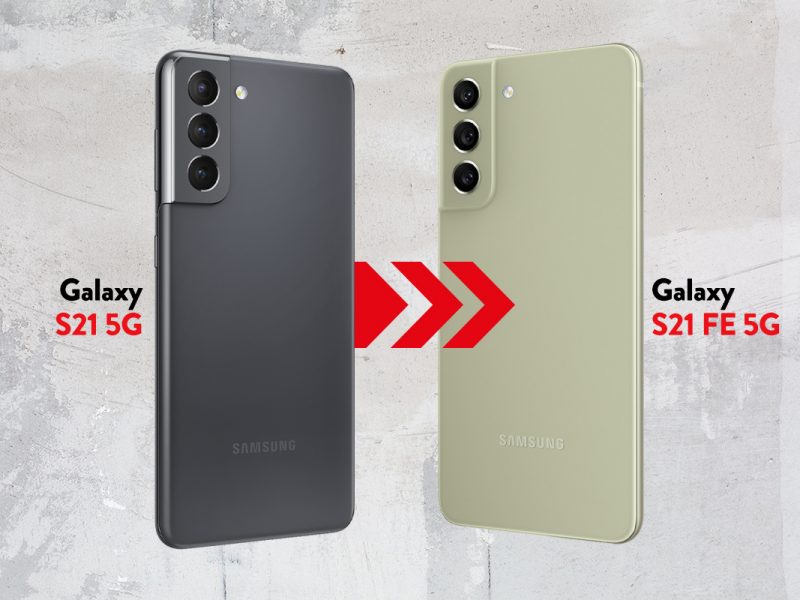 Das Samsung Galaxy S21 und S21 Fe nebeneinander
