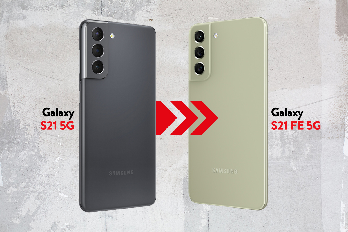 Das Samsung Galaxy S21 und S21 Fe nebeneinander