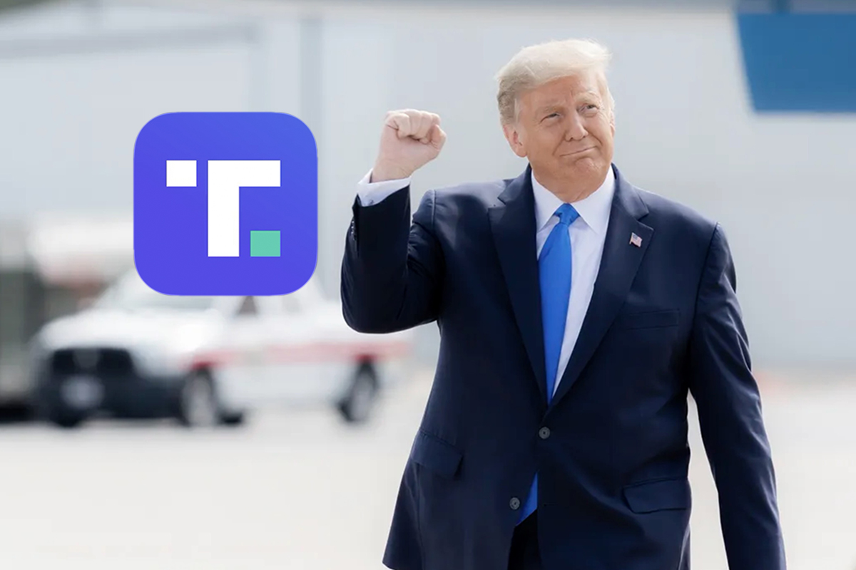 US Ex-Präsident Donald Trump, davo das Logo seiner neuen App.