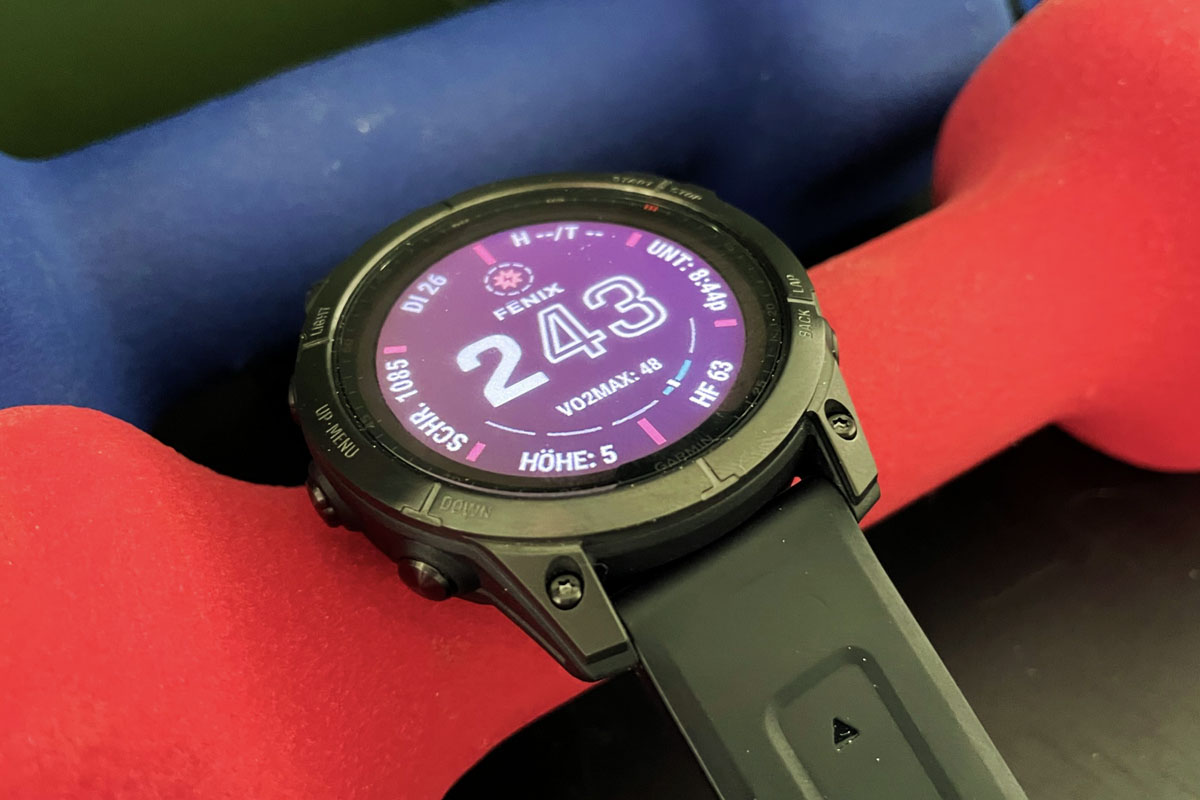 Fenix 7 auf Hantel