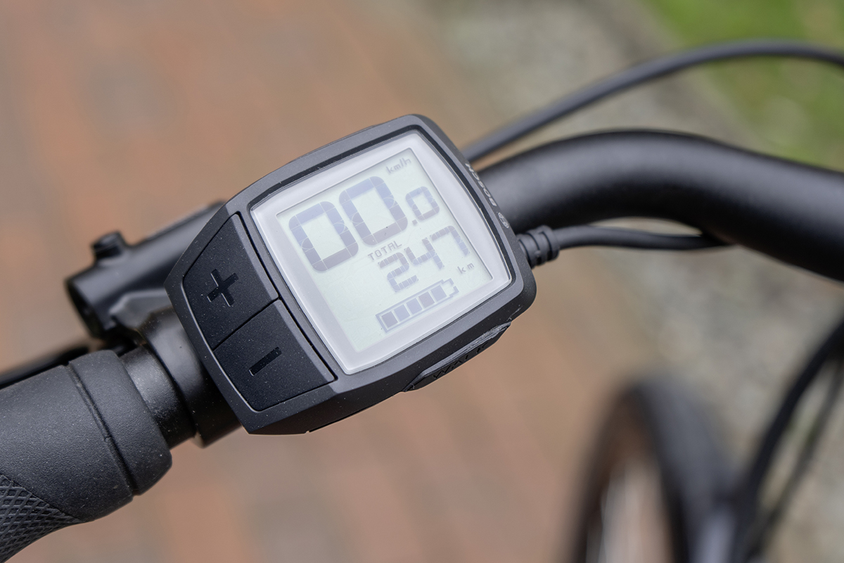 Display an Griff von E-Bike Kettler