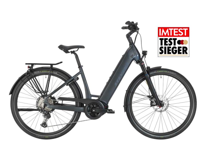 E-Bike Stevens E-Triton Plus Forma 22 46 Slate Grey auf weißem Hintergrund