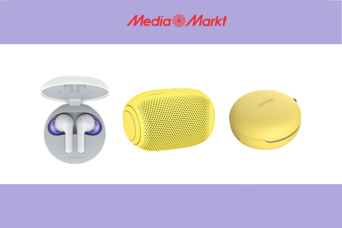 LG Tone Free Kopfhörer in offenem weißen Ladecase neben gelben Lautsprecher neben gelben runden Ladecase auf lila weißem Hintergrund mit Media Markt Logo oben mittig