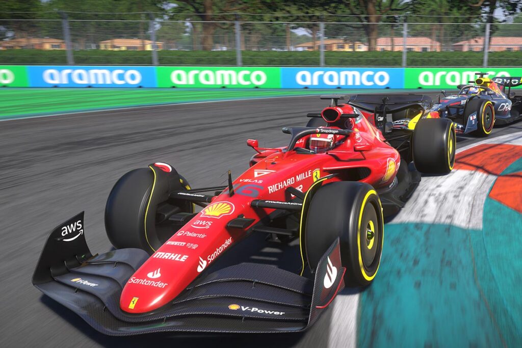 Screenshot eines Ferrari F1 Wagen auf der Rennstrecke