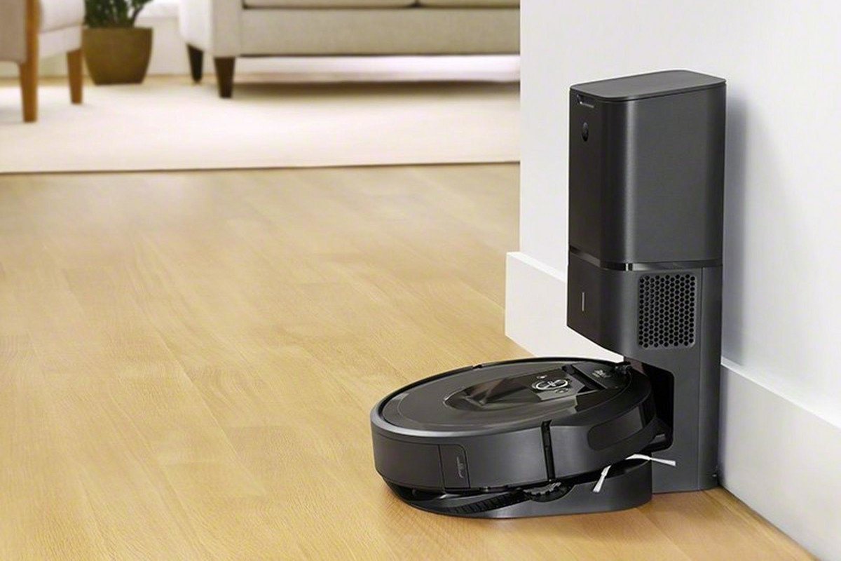 iRobot Roomba i7+: Saugroboter mit Absaugstation