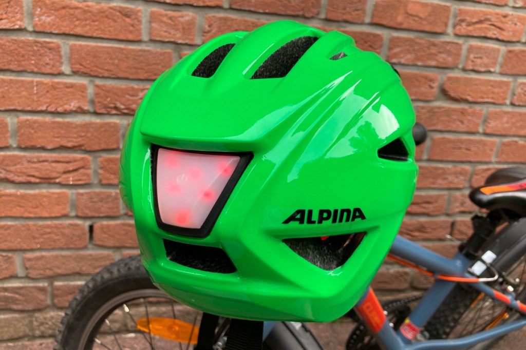 Kinder-Fahrradhelm Alpina Pico Flash von hinten, mit Licht