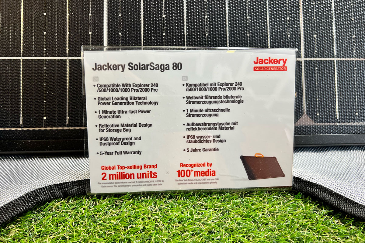 Technische Daten in Kurzübersicht für Solar Panel, das zum Solargenerator Jackery Explorer 1000 Pro gheört.