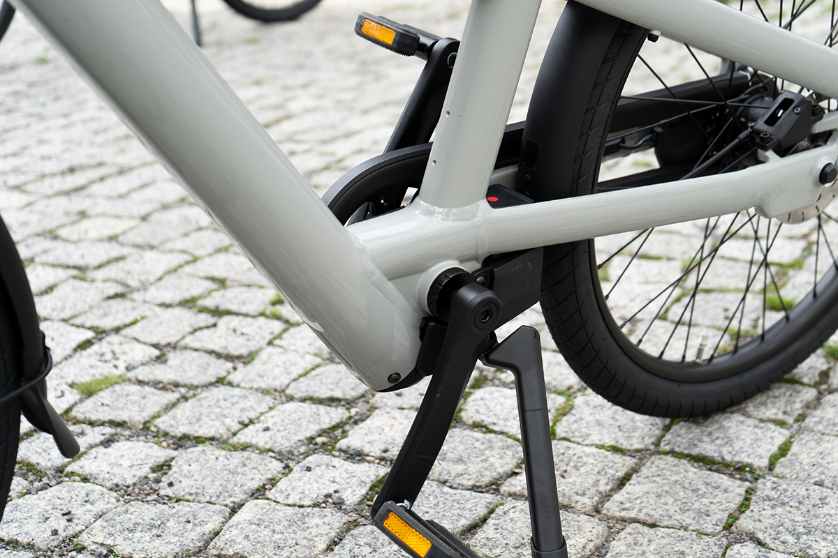 Detailbild: Ständer beim City-E-Bike VanMoof A5