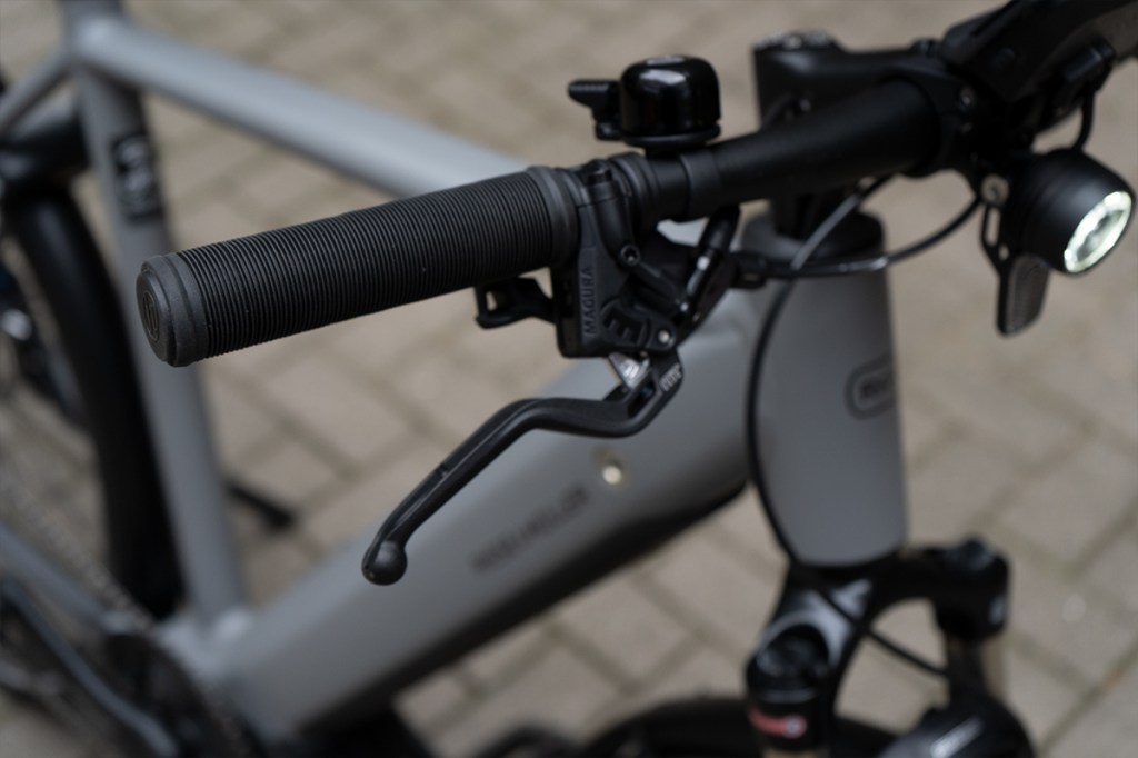 E-Bike Riese und Müller Roadster Touring - Detail Lenkergriff