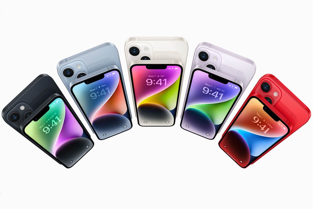Apple iPhone 14 in den vier neuen Farben aufgereiht