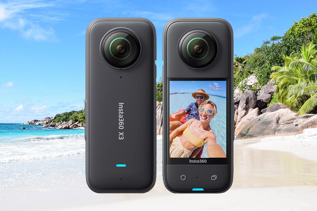 Insta360 X3 Actionkamera vor Strand und Wasser