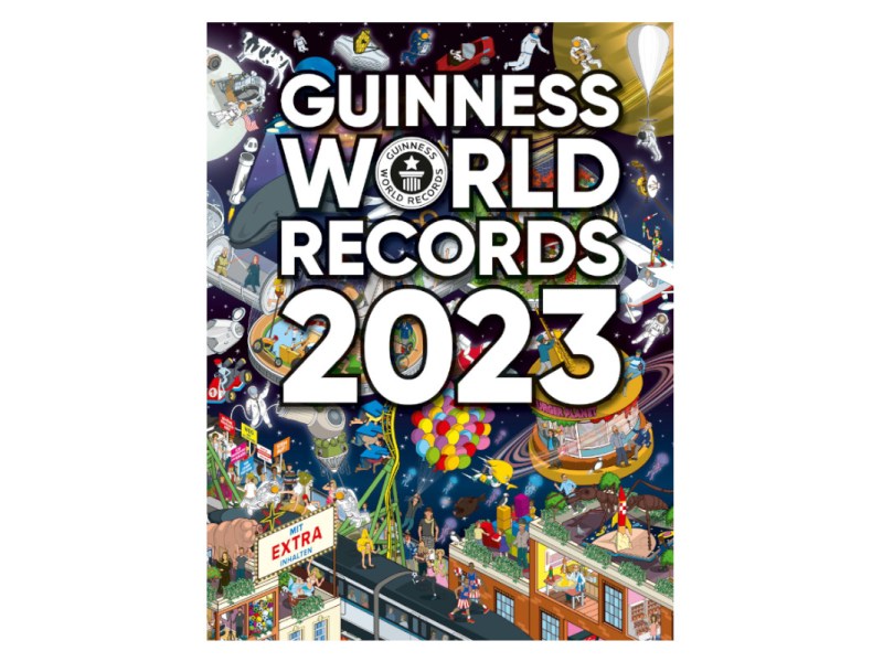 Cover des Guinness Buch der Rekorde 2023 auf weißem Hintergrund