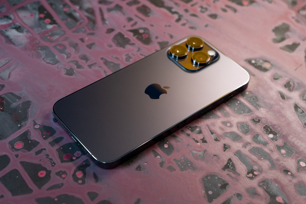 iPhone 14 Pro Max Rückseite in Space Grau