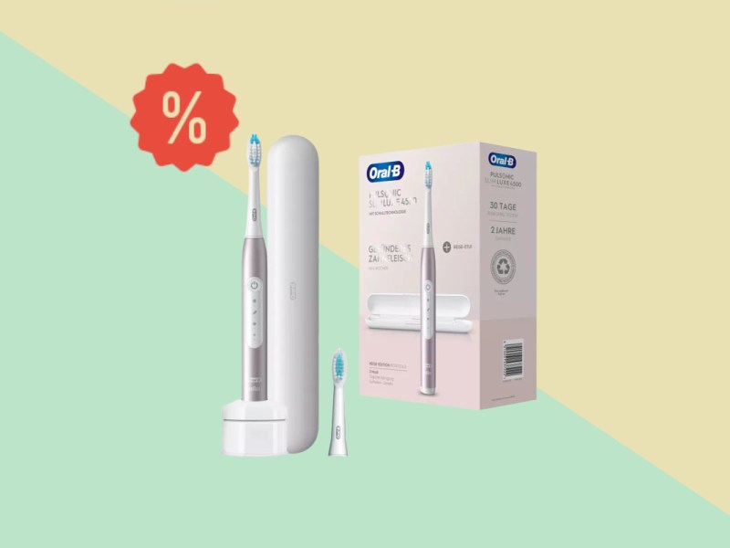 Oral-B Pulsonic Slim luxe 4500 in Rosé mit Reiseetui und Karton auf Pastell grün und gelben Hintergrund mit rotem Prozentzeichen links