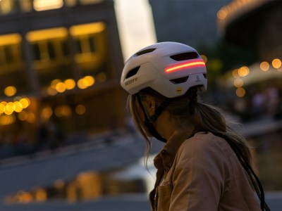 Fahrradhelm La Mokka Plus Sensor von Scott mit Bremslicht