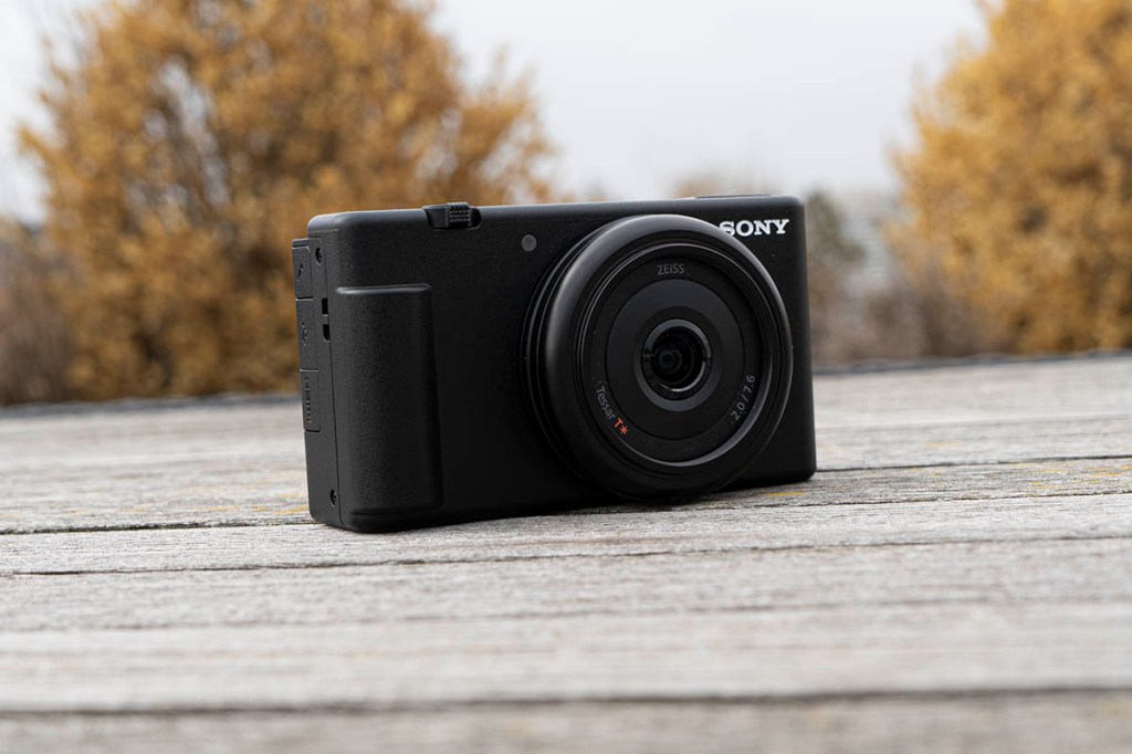 Sony ZV-1F frontal betrachtet