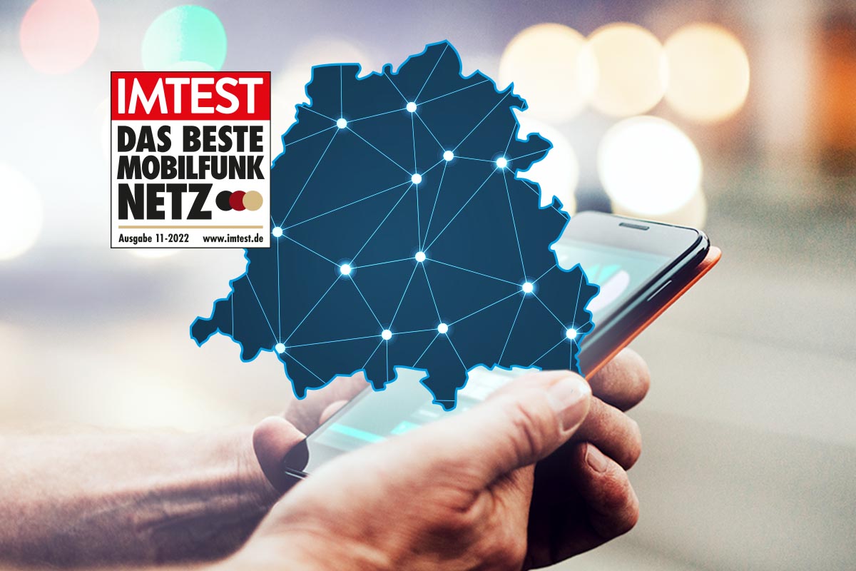 Ein Smartphone mit der Landkarte des Erscheinungsgebiet Berlin