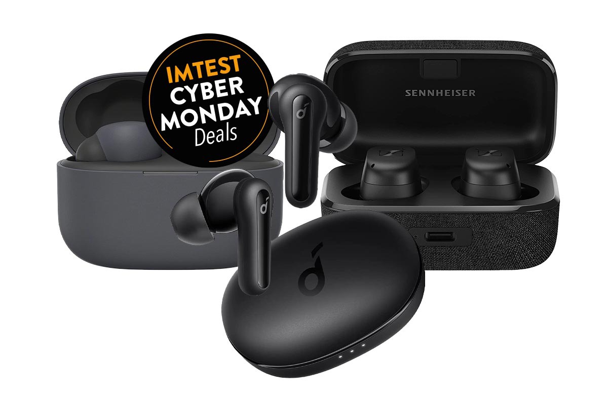 Drei schwarze Bluetooth-Kopfhörer In-Ear in ihren Ladecases auf weißem Hintergrund mit IMTEST Cyber Monday Deals Button