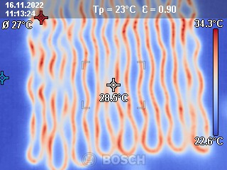 Detailansicht Heizdecke fotografiert mit Wärmebildkamera, so werden einzelne Heizdrähte sichtbar. Produkt: Beurer HD 75 Cosy Nordic