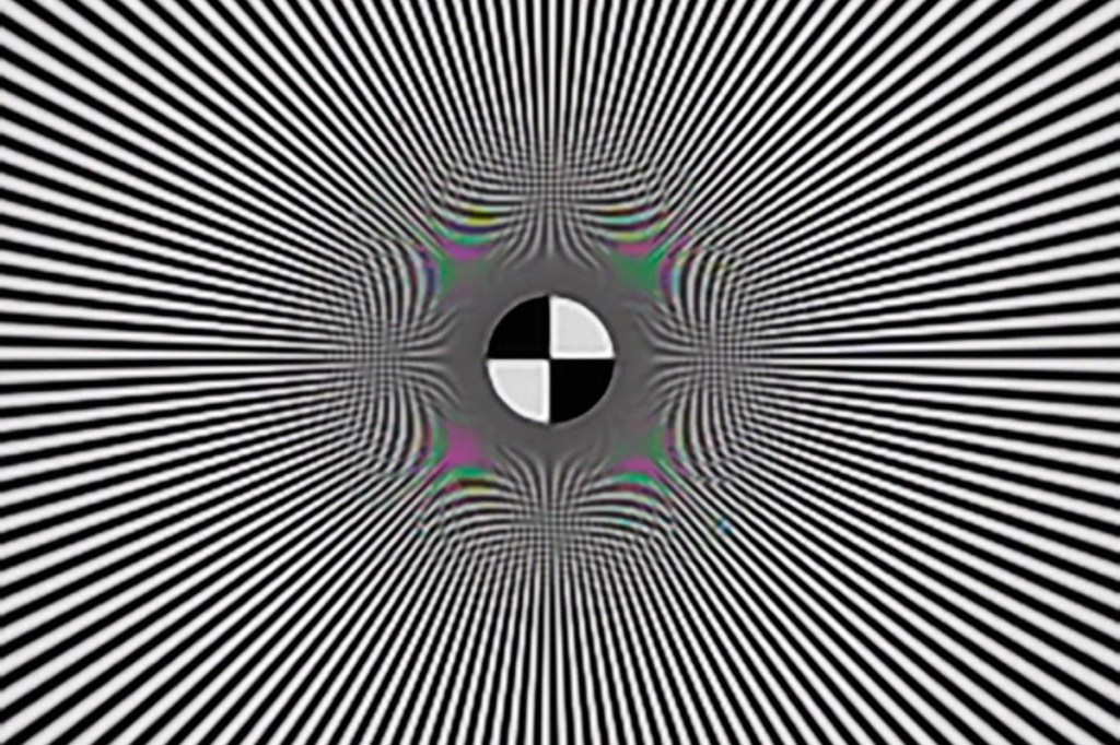 Das Siemensstern-Testbild, das die Qualität der Kamera deutlich belegt