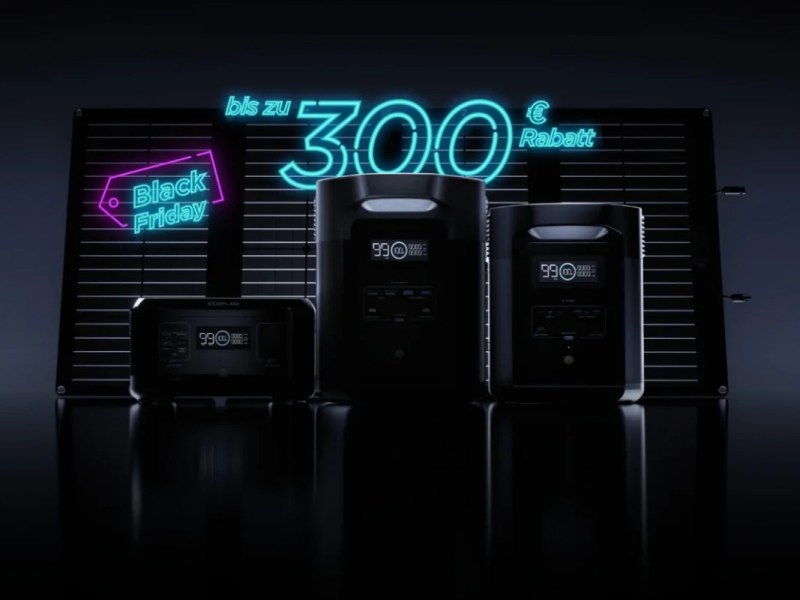 Dunkle Power Station vor dunklem Solarpanel vor dunklem Hintergrund mit Neonlichtern Black Friday und Bis zu 300 € Rabatt