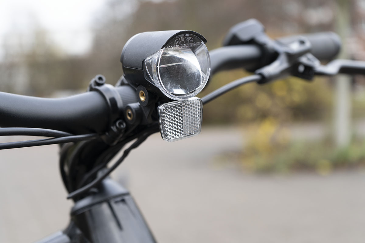 Detailansicht Vorderlicht beim E-Bike Diamant 365.