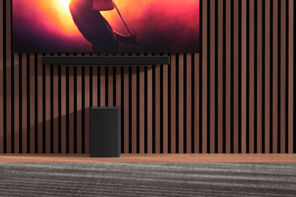 Loudspeaker and speaker in the living area.