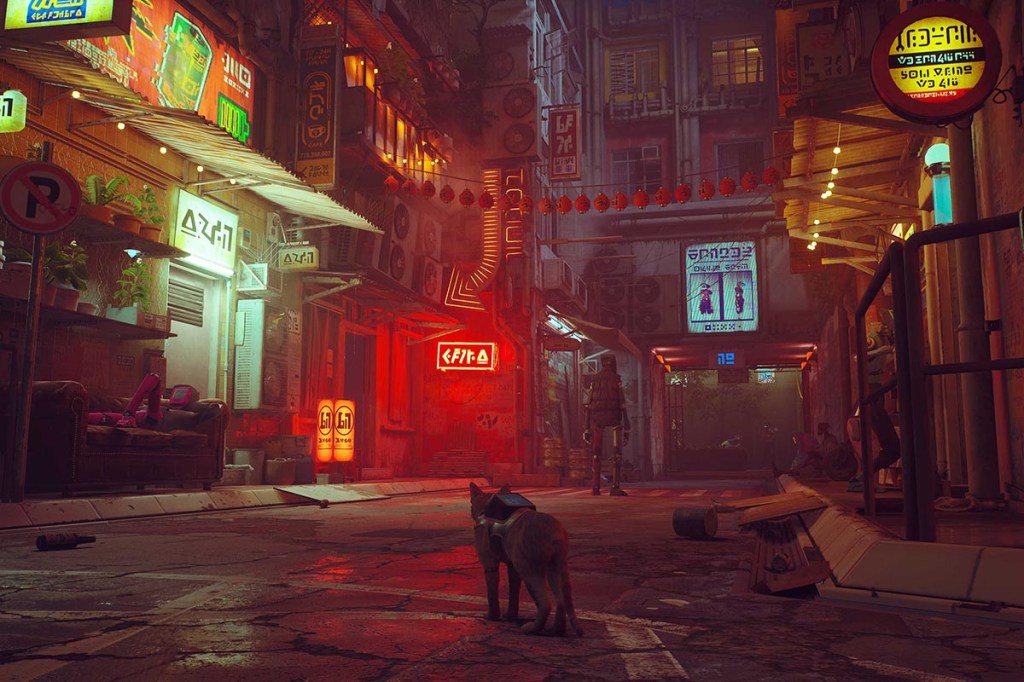 Screenshot Stray Computerspiel zeigt enge Stadtgasse in orangem Licht mit Katze