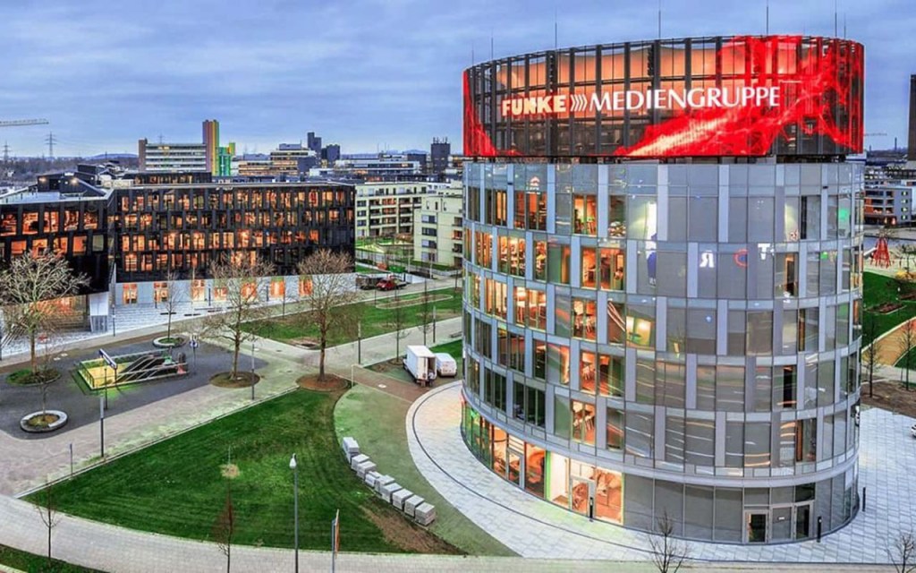 Drauf sicht auf die Zentrale der Funke Mediengruppe in Essen. im. Bild das Funke Hochhaus.