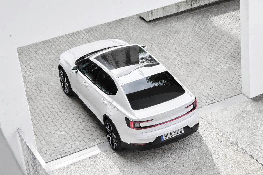 Der neue Polestar 2 aus der Vogelperspektive.