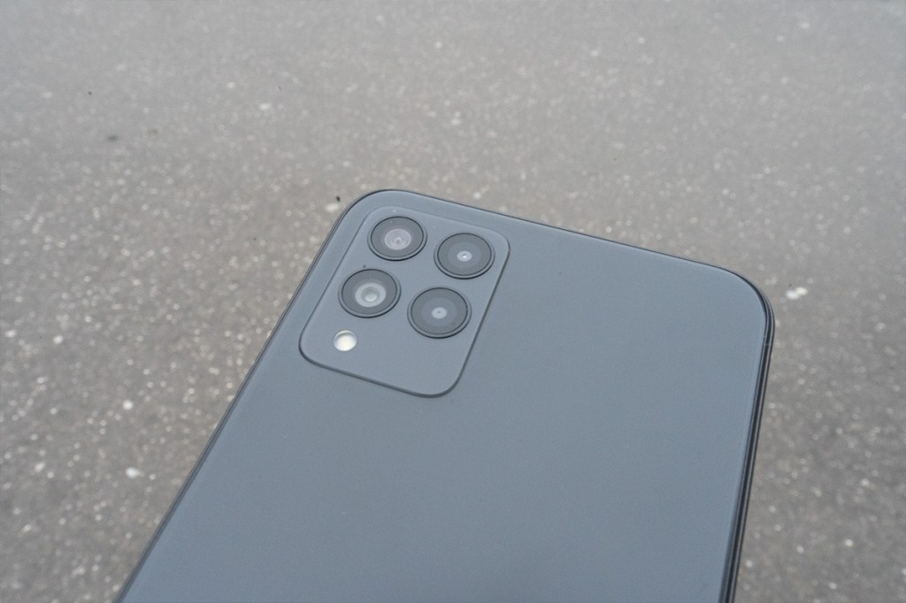 Das Kamera-Modul des Telekom T-Phone Pro in einer Detailaufnahme.