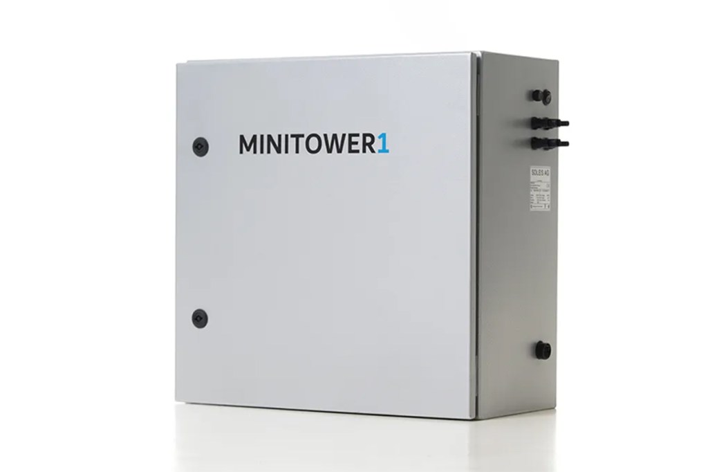 Der Minitower1 vor weißem Hintergrund.