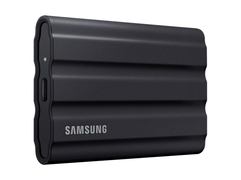 Widerstandsfähige SSD von Samsung auf weißem Grund
