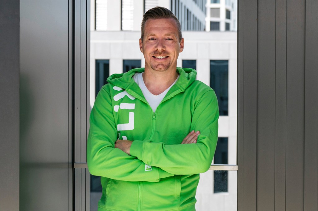 Porträt eines Flixbus-Gründers André Schwämmlein.