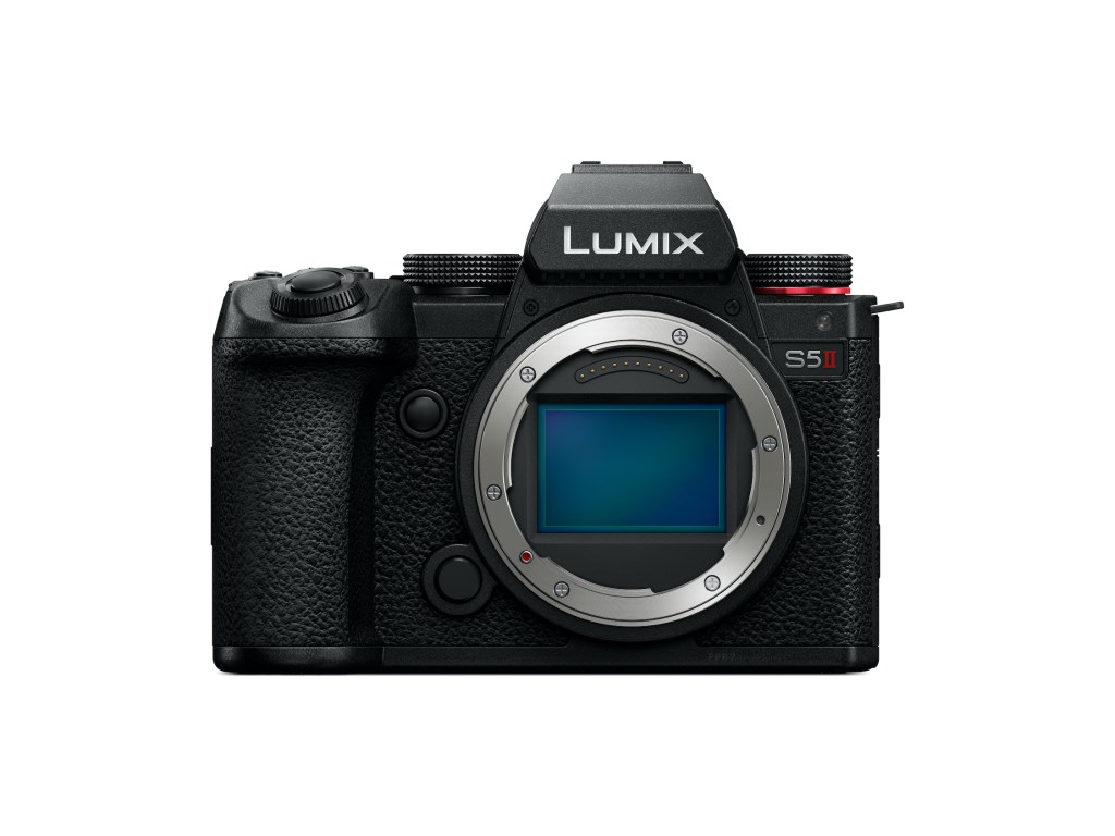 Panasonic Lumix S5II frontal betrachtet ohne Objektiv