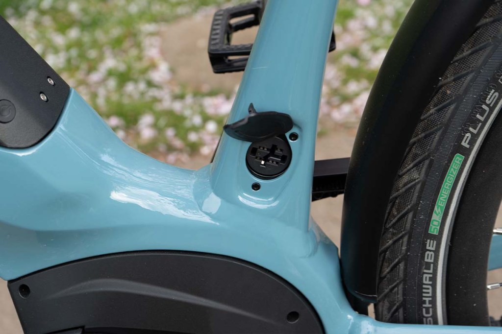 Nahaufnahme Ladebuchse E-Bike