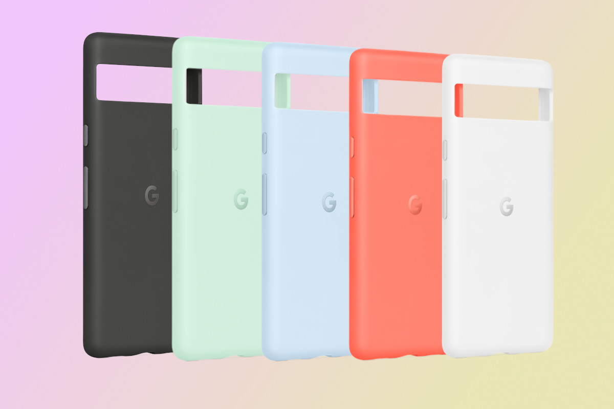 Fünf verschieden farbige Hüllen für Google Pixel 7a in Reihe auf rosa gelben Farbverlauf