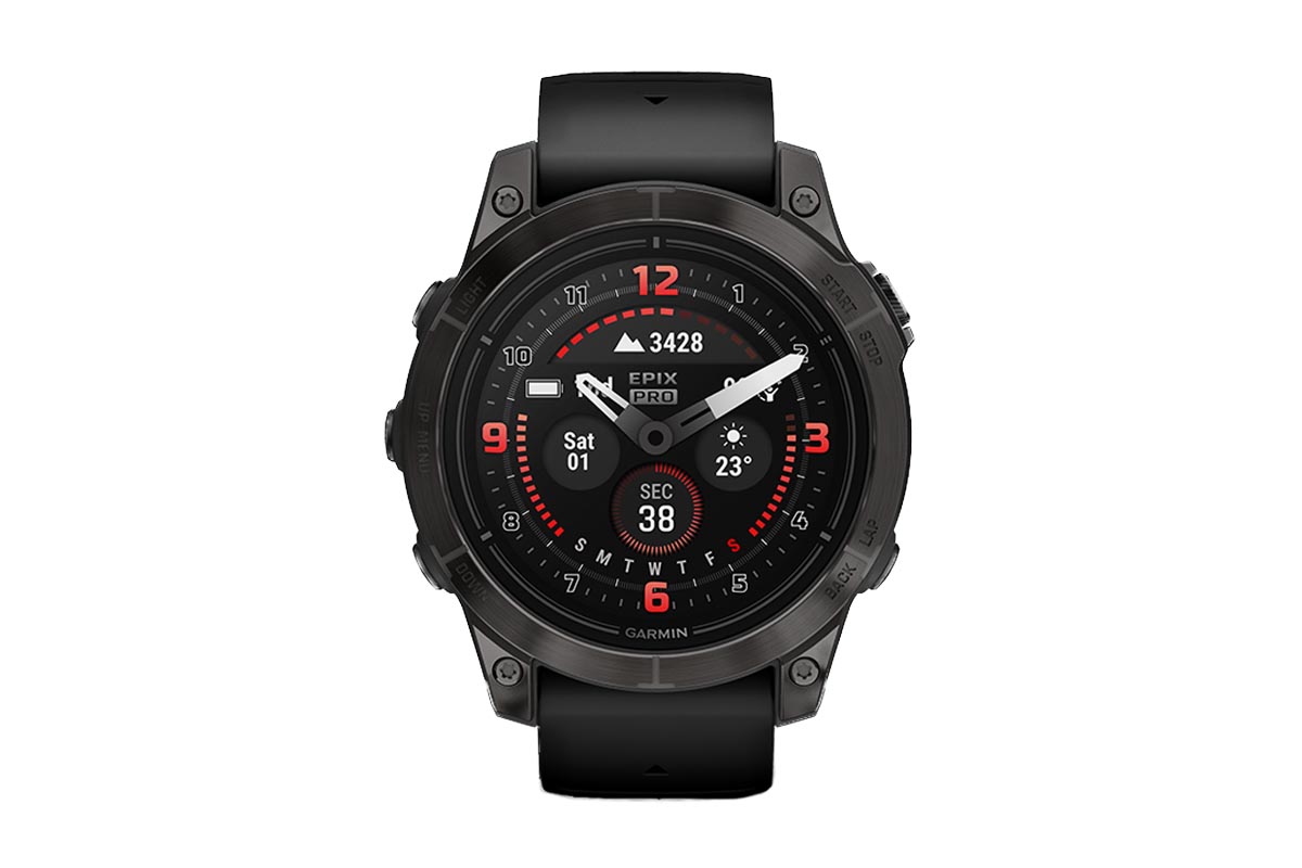 Smartwatch von Garmin auf weißem Grund.