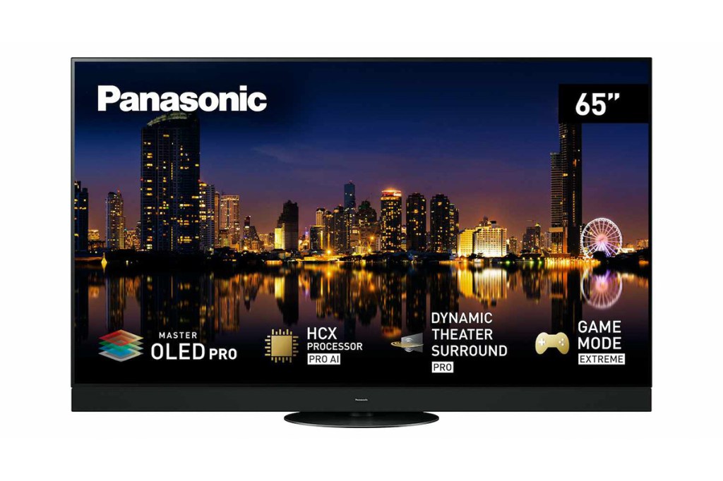 Der Panasonic-Fernseher vor weißem Hintergrund.