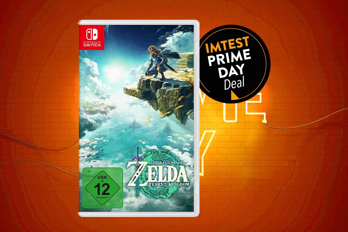 Spielehülle The Legend of Zelda: Tears of the Kingdom von vorne auf orangem Hintergrund mit schwarzem Prime Day Button "IMTEST Prime Day Deal"