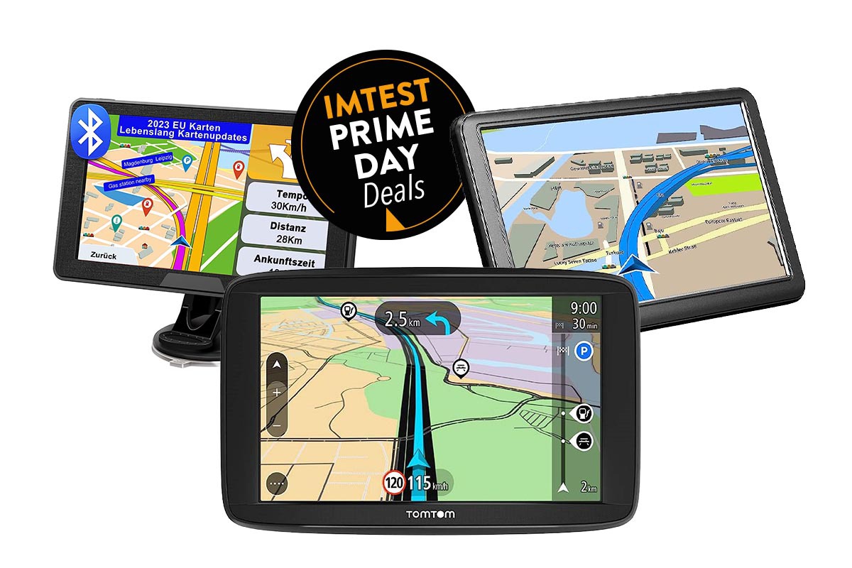 Drei Navigationsgeräte auf weißem Hintergrund, dazu Prime Day Button